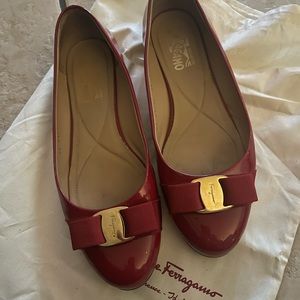 Salvatore Ferragamo  red flat ballerina vernier shoes